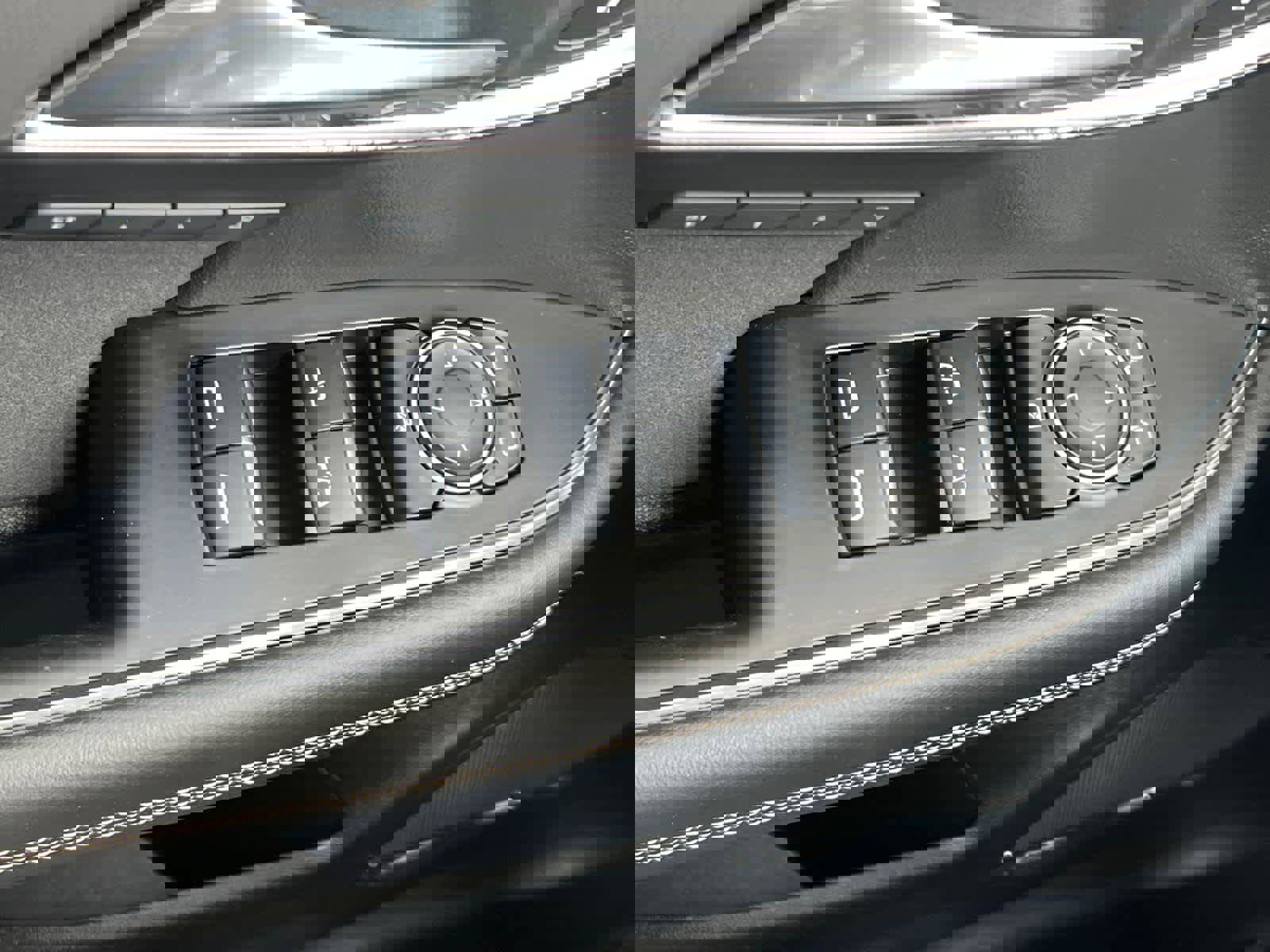 Certified 2025 Buick Envision Sport Touring image 22