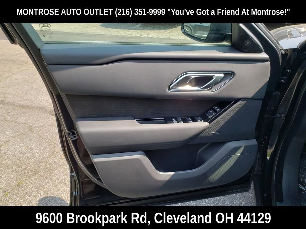 New 2026 Land Rover Range Rover Velar Dynamic SE image 5