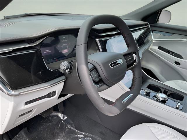 New 2025 Jeep Wagoneer Limited image 10