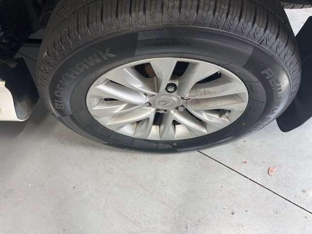 Used 2016 Lexus GX 460 image 32