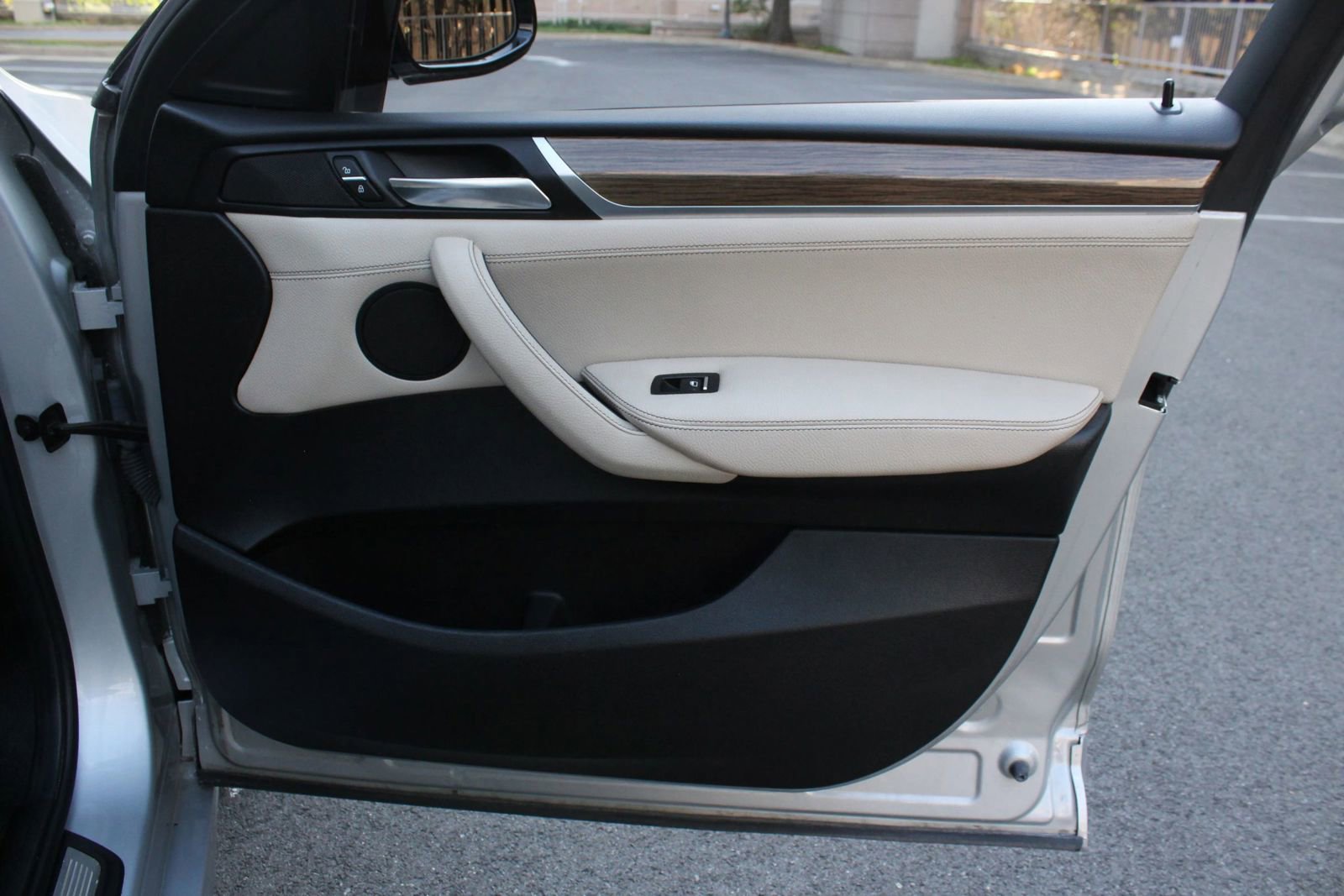 Used 2017 BMW X4 xDrive28i AWD/4WD image 29