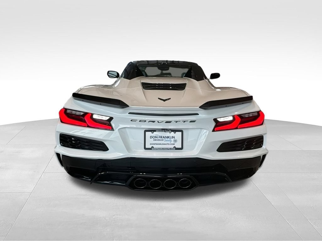 Used 2025 Chevrolet Corvette ZR1 w/ Stealth Interior Trim Package RWD image 7
