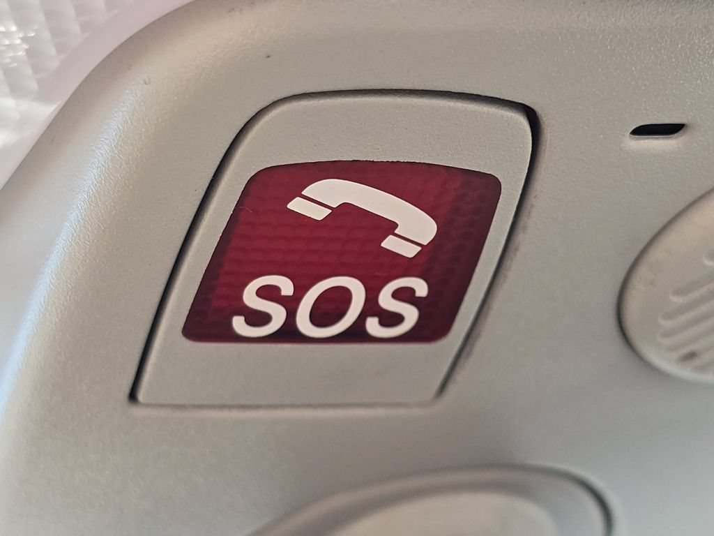 Used 2005 Mercedes-Benz SL 500 image 8