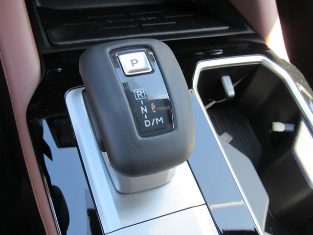 New 2026 Mitsubishi Outlander SEL FWD image 30