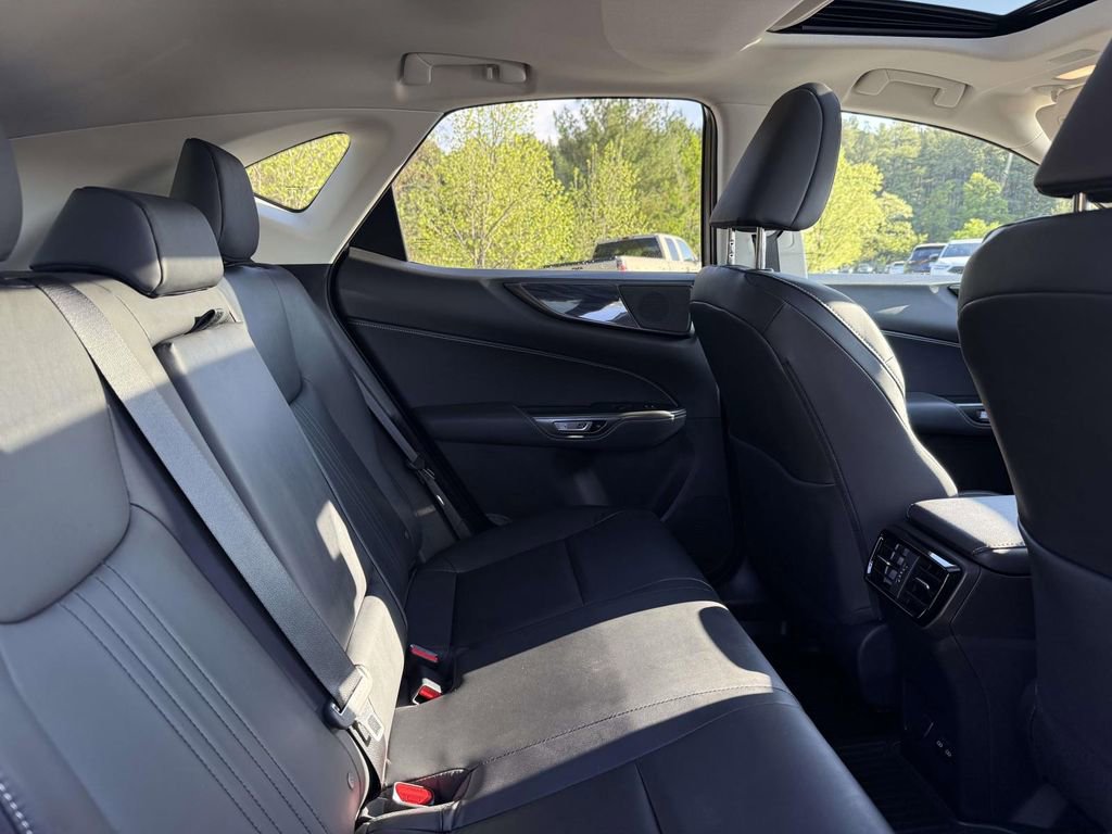 Used 2023 Lexus NX 350 AWD image 15