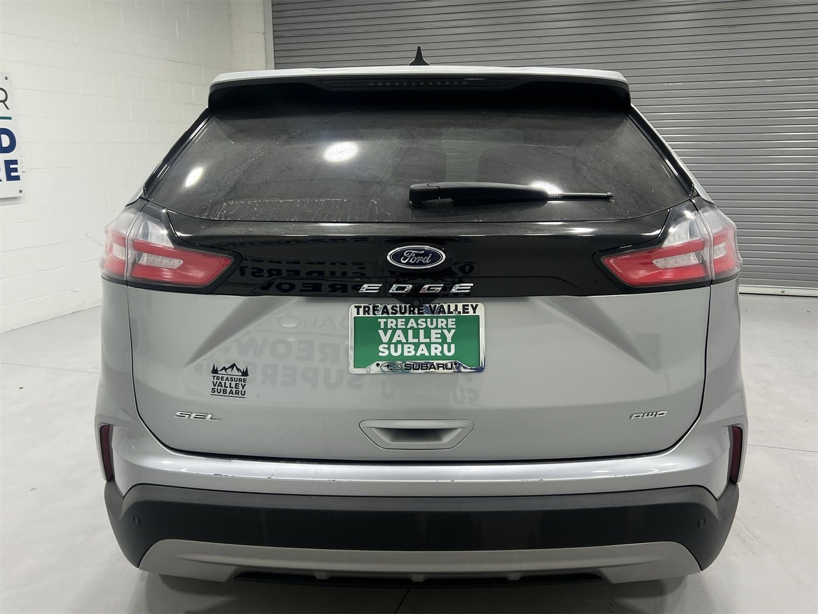 Used 2023 Ford Edge SEL image 7