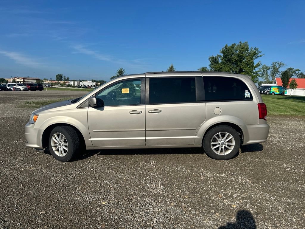 Used 2015 Dodge Grand Caravan SXT w/ Rear Park Assist Package FWD image 6
