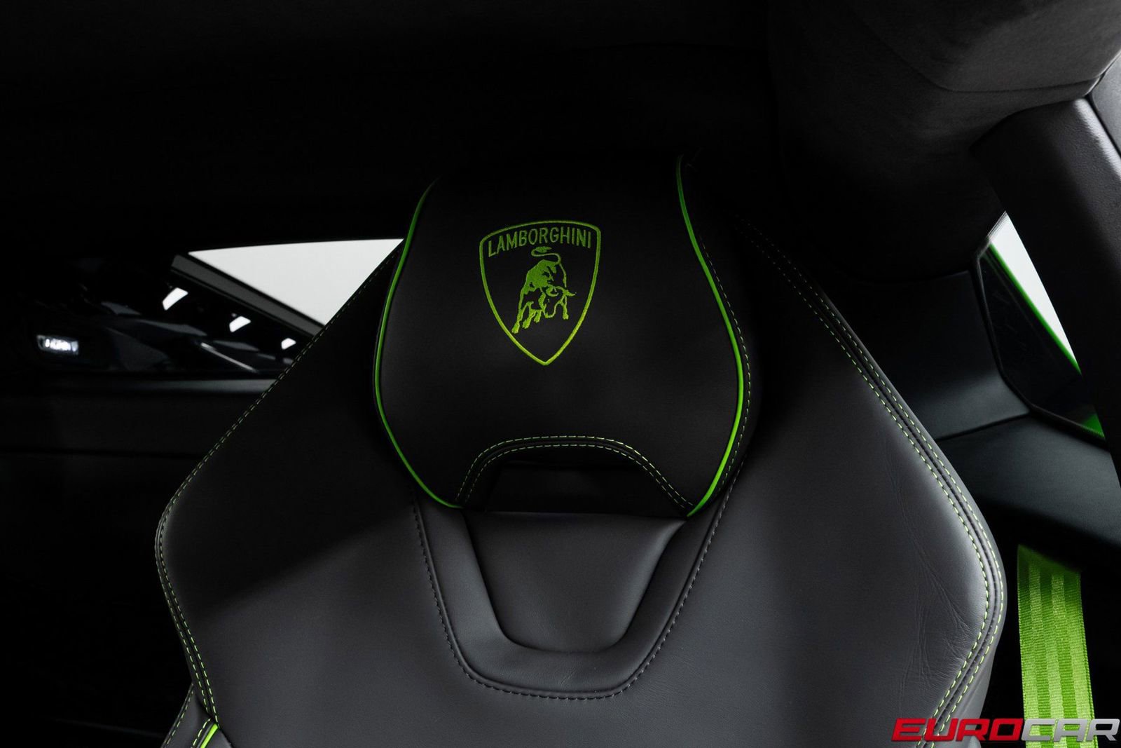 Used 2023 Lamborghini Huracan EVO image 37