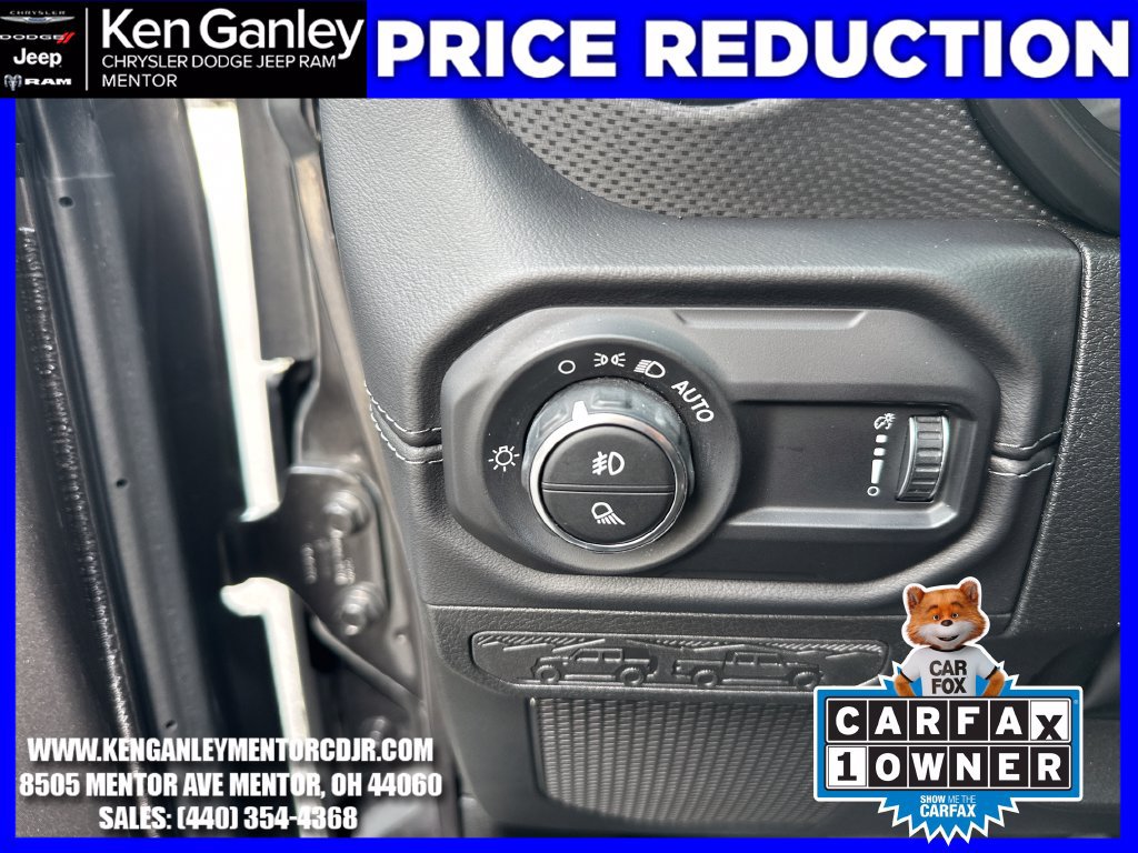 Used 2025 Jeep Gladiator Mojave w/ Convenience Group AWD/4WD image 14