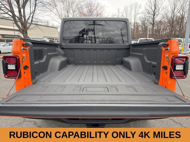 Used 2025 Jeep Gladiator Rubicon w/ Technology Group AWD/4WD image 20