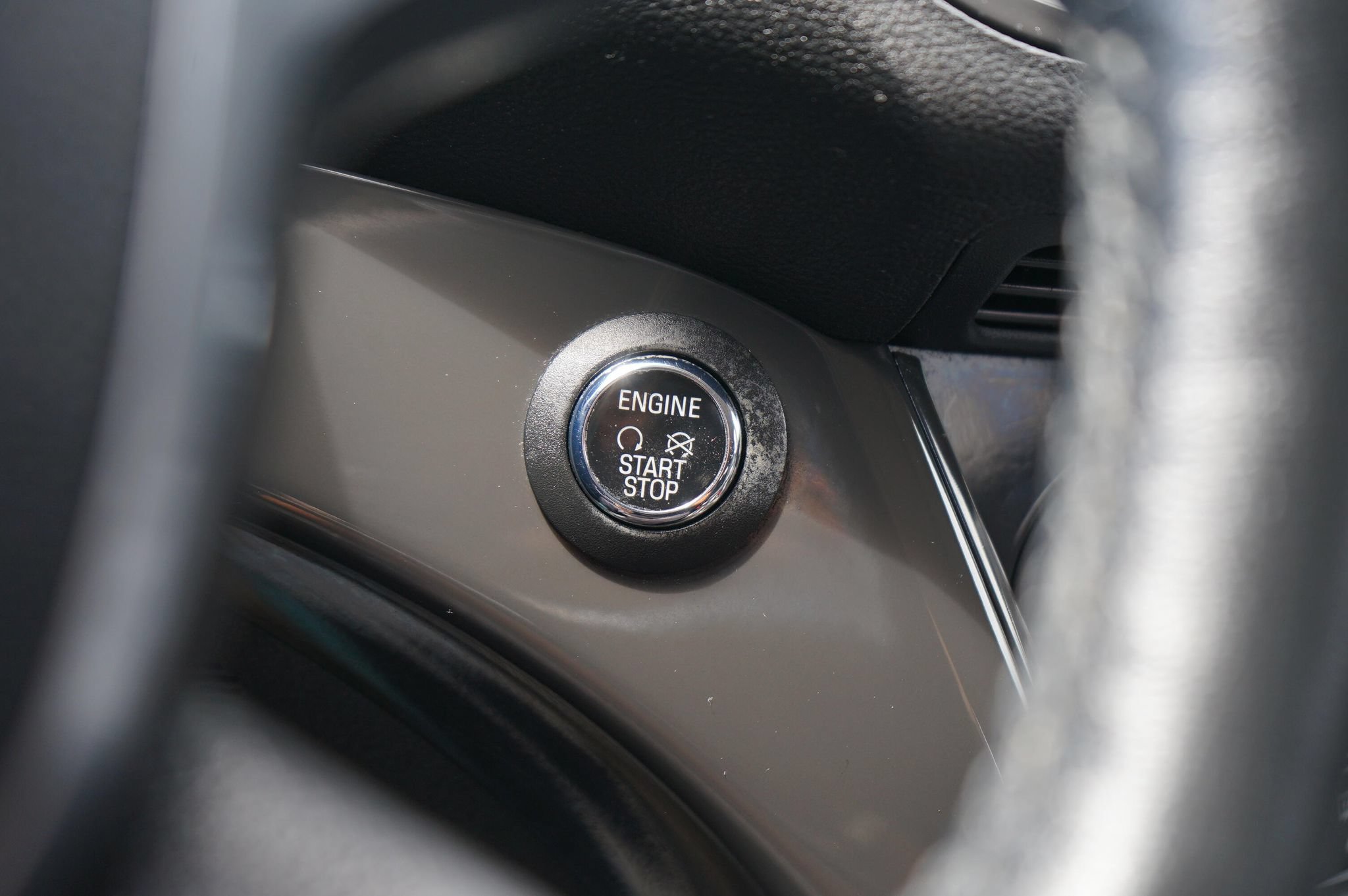 Used 2016 Ford Escape Titanium AWD/4WD image 21