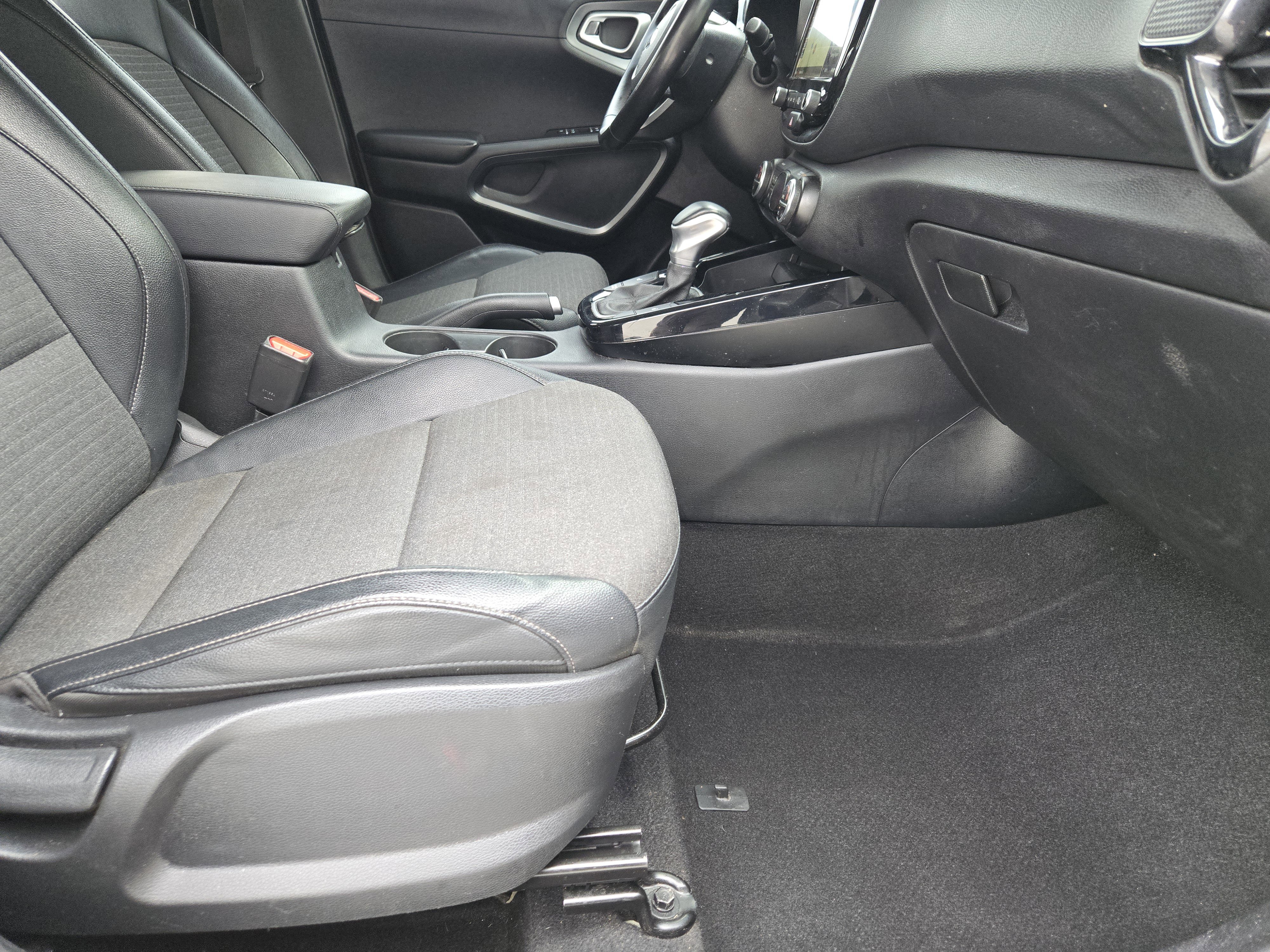 Used 2020 Kia Soul EX FWD image 17