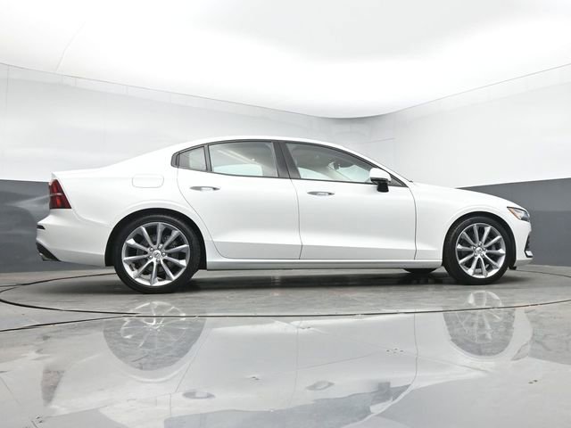 Used 2020 Volvo S60 T5 Momentum FWD image 36