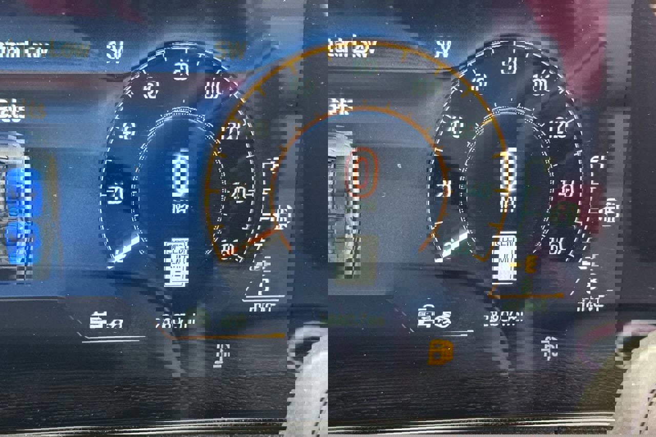 Used 2025 Ford Mustang GT Premium image 33