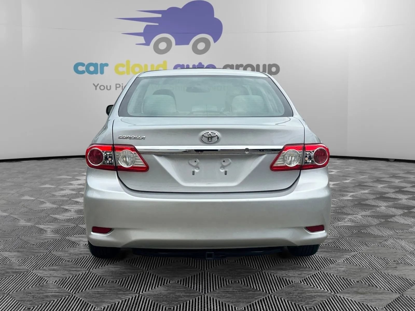 Used 2013 Toyota Corolla L FWD image 4