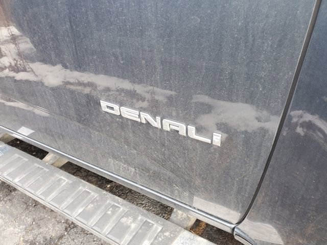 Used 2019 GMC Canyon Denali image 4