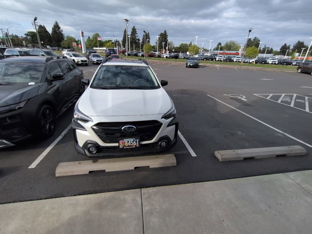 Certified 2024 Subaru Outback Onyx Edition XT AWD/4WD image 4