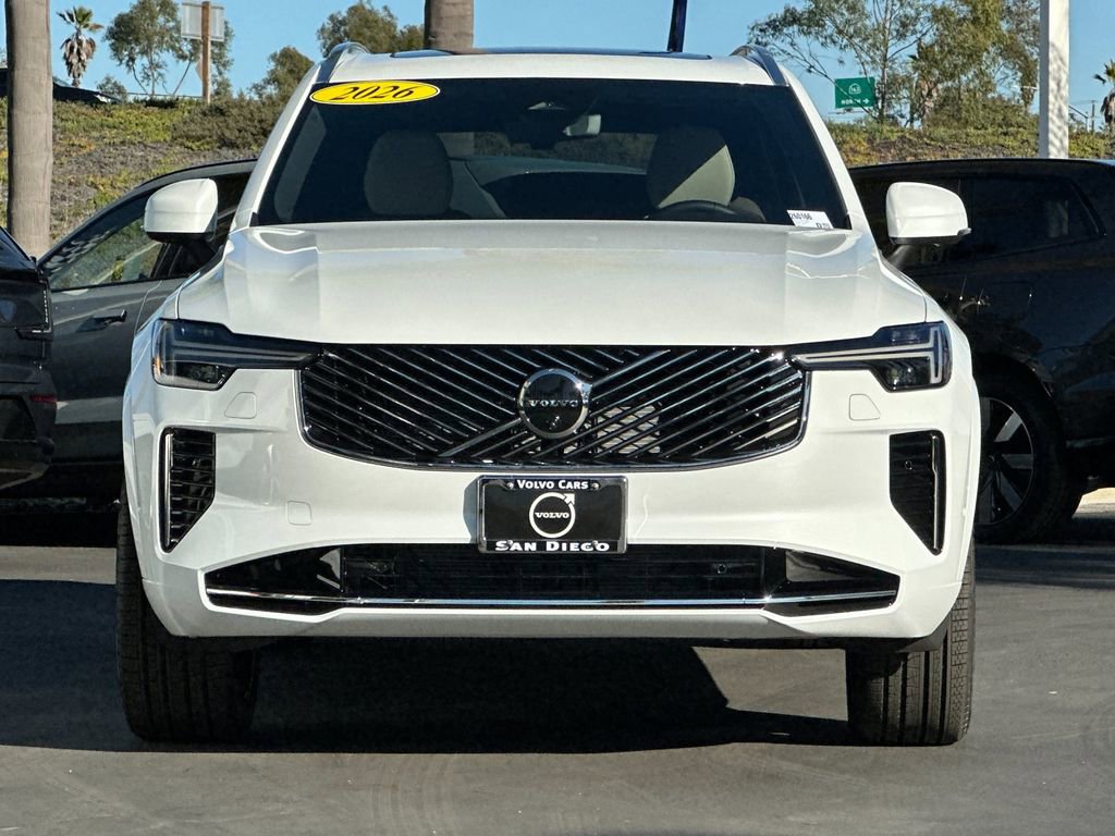 New 2026 Volvo XC90 B6 Plus w/ Protection Package Premier image 8
