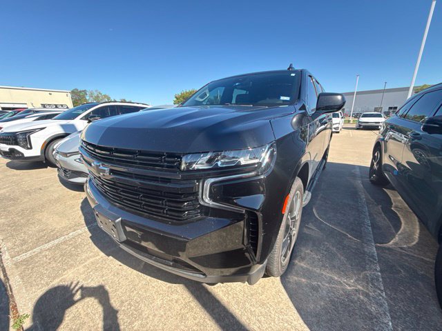 Used 2023 Chevrolet Suburban RST w/ Sport Performance Package