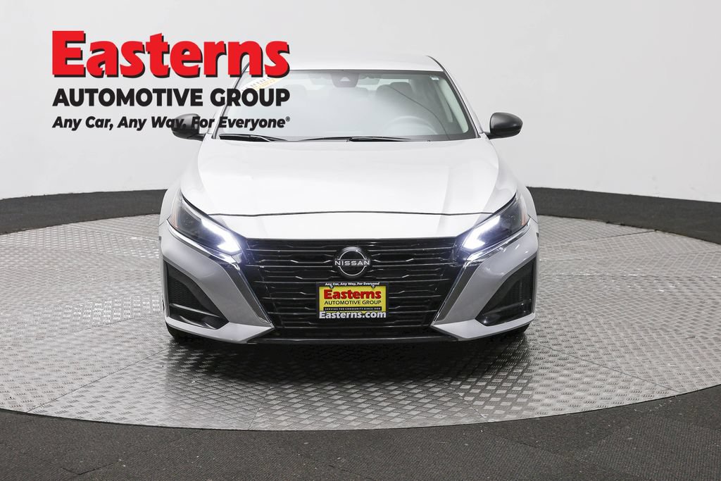 Used 2024 Nissan Altima 2.5 S FWD image 2