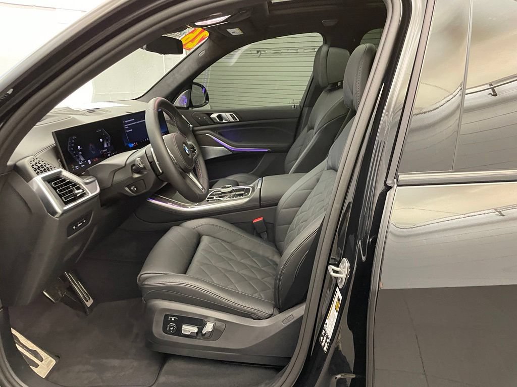 Used 2026 BMW X5 M60i AWD/4WD image 24
