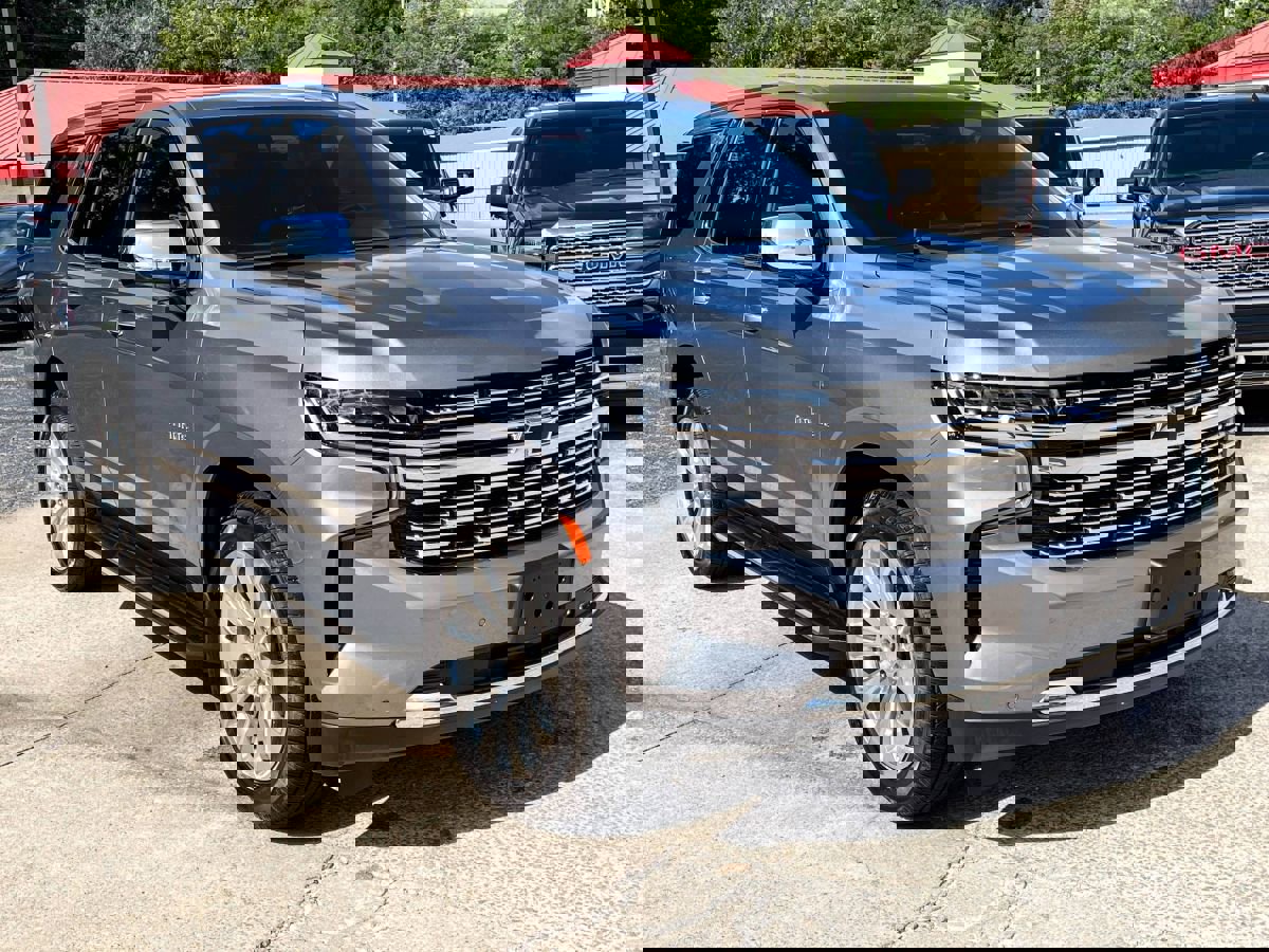Used 2021 Chevrolet Tahoe Premier w/ Premium Package image 2