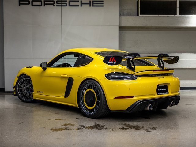 Used 2023 Porsche 718 Cayman GT4 RS image 3