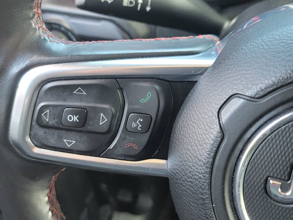 Used 2018 Jeep Wrangler Unlimited Rubicon w/ Dual Top Group AWD/4WD image 30