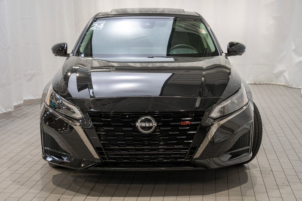 Certified 2024 Nissan Altima 2.0 SR image 2