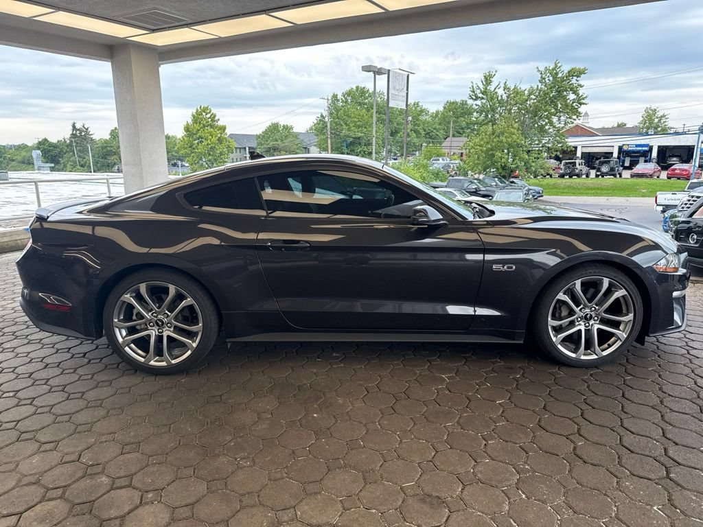 Used 2022 Ford Mustang GT Premium w/ Equipment Group 401A RWD image 5