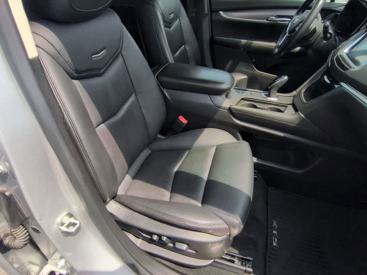 Used 2018 Cadillac XT5 Luxury AWD/4WD image 21