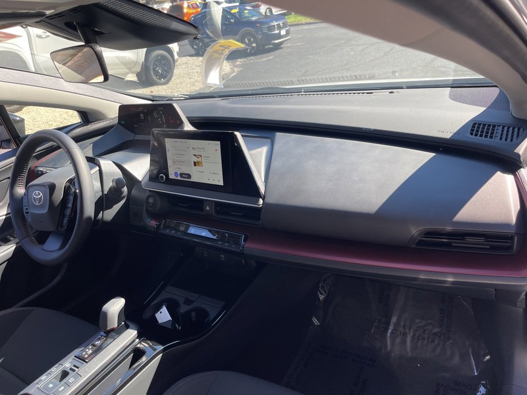 Used 2024 Toyota Prius Prime Premium image 11