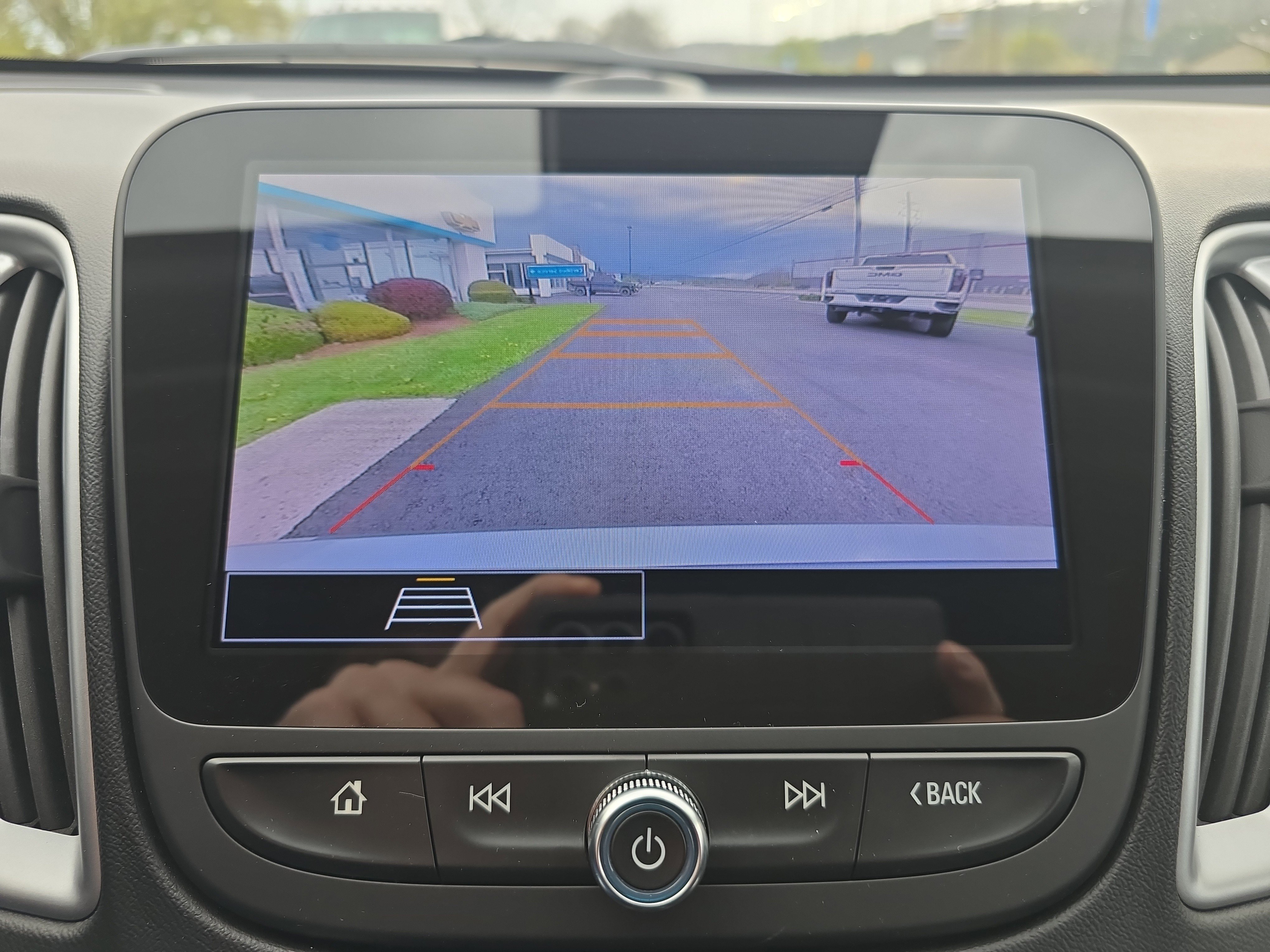 Used 2024 Chevrolet Malibu RS FWD image 27