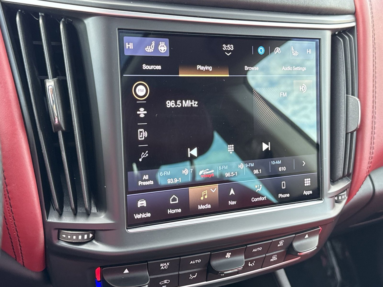 Used 2022 Maserati Levante GT image 18