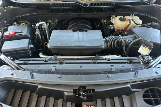 Certified 2024 Cadillac Escalade Sport Platinum w/ LPO, ONYX Package AWD/4WD image 28