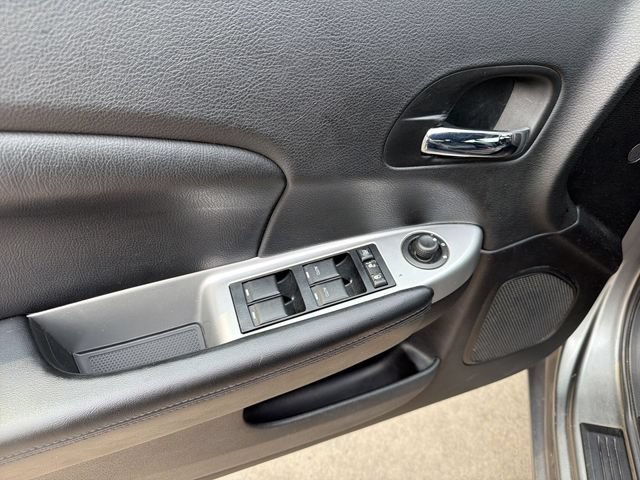 Used 2012 Chrysler 200 Touring FWD image 15