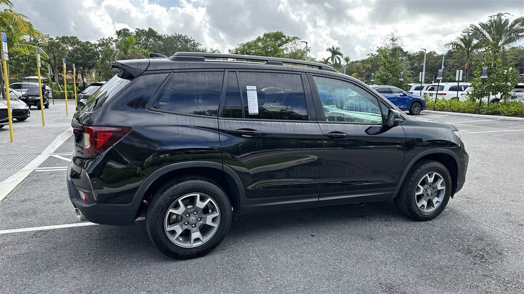 Used 2023 Honda Passport TrailSport image 5