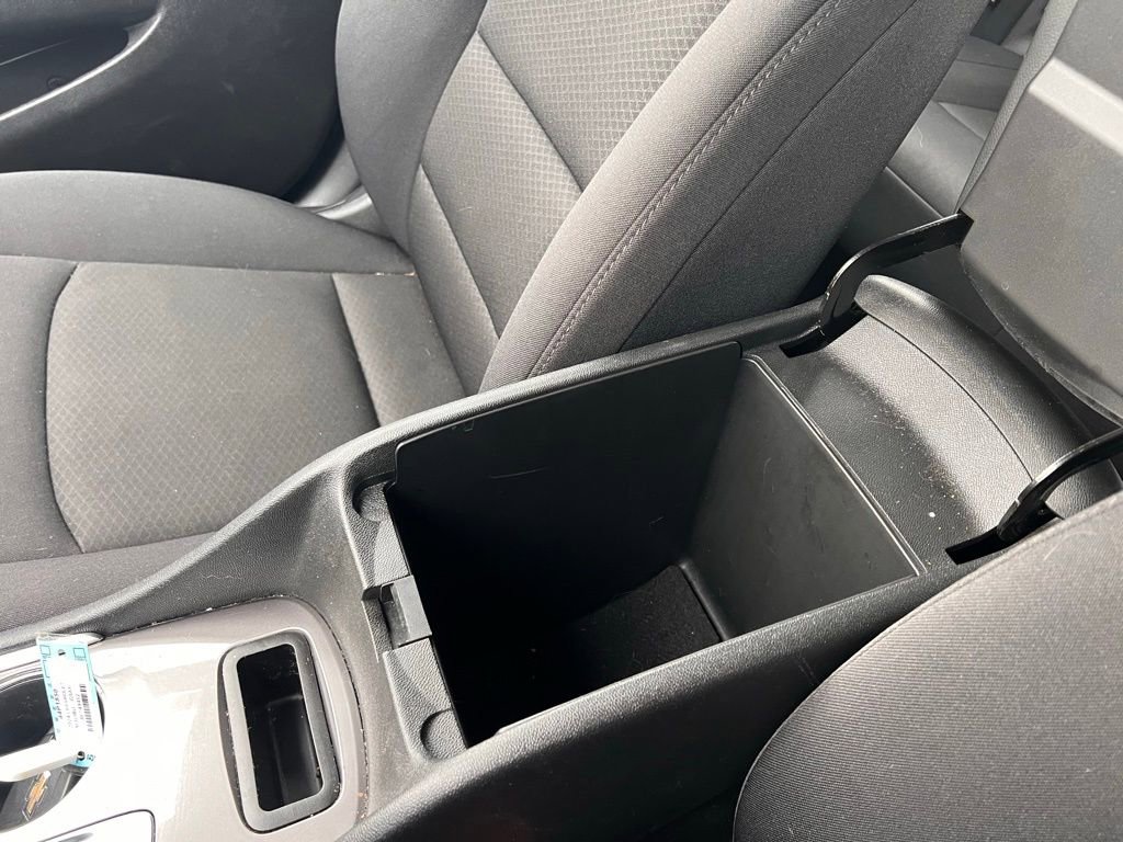 Used 2024 Chevrolet Malibu LT image 24