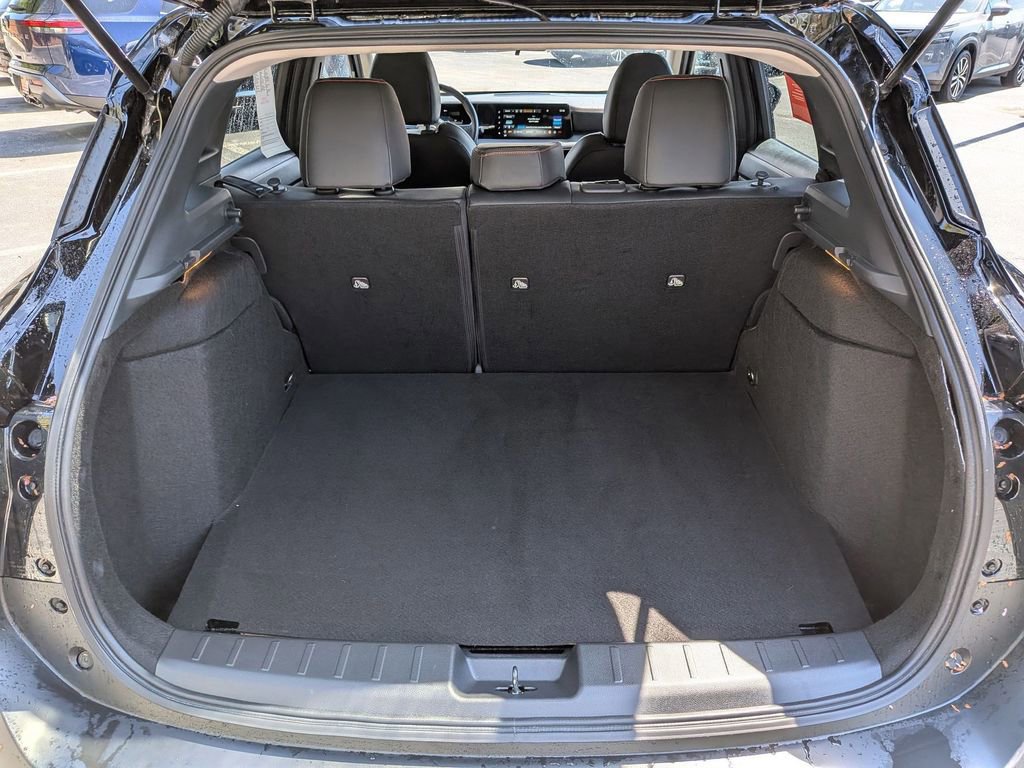 Certified 2025 Nissan Kicks SR AWD/4WD image 9