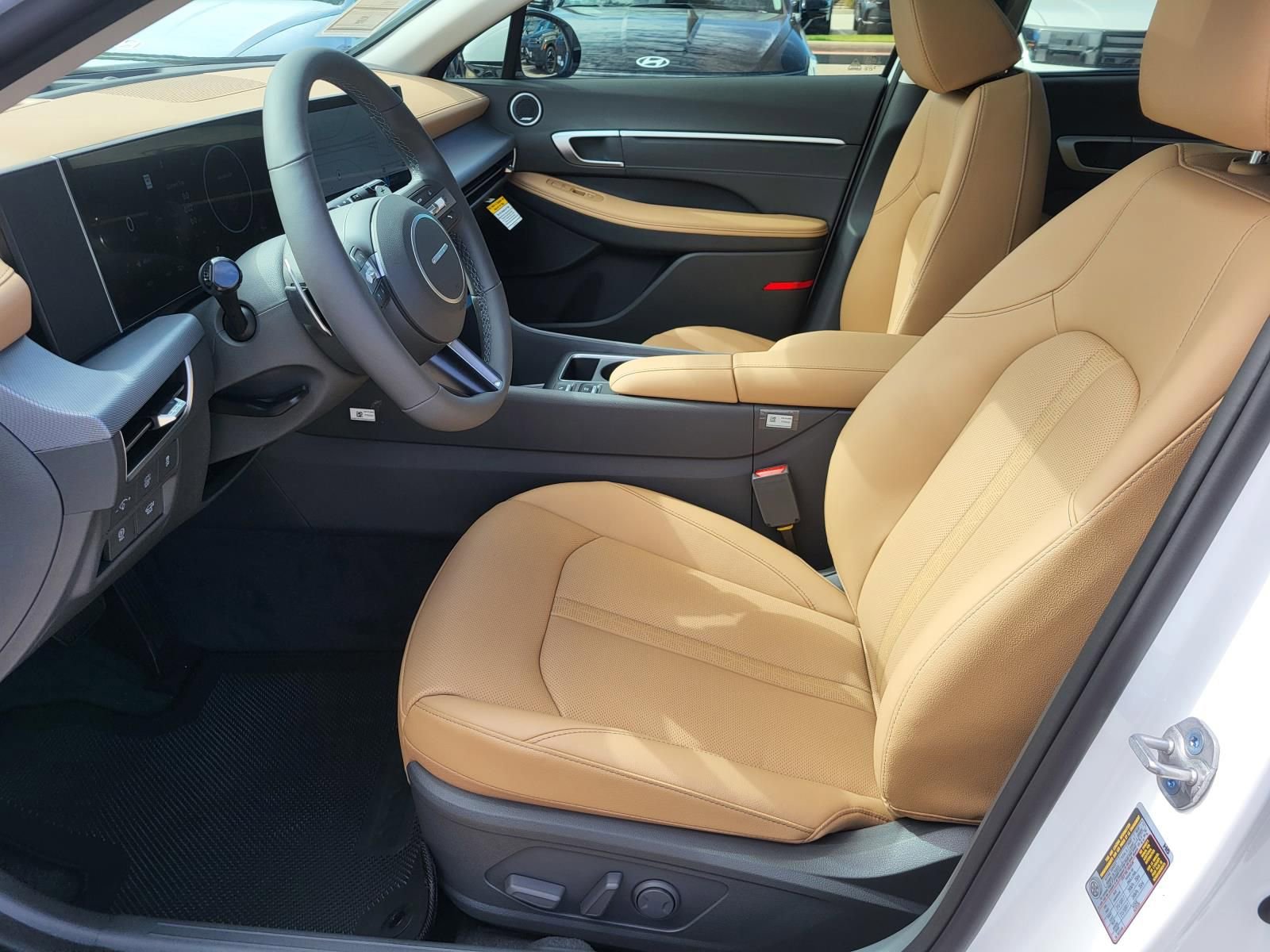 New 2026 Hyundai Sonata Limited FWD image 15