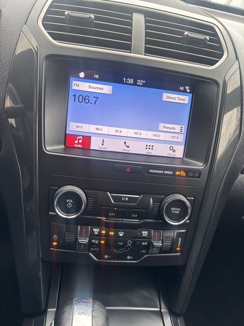 Used 2019 Ford Explorer XLT w/ Equipment Group 201A image 15