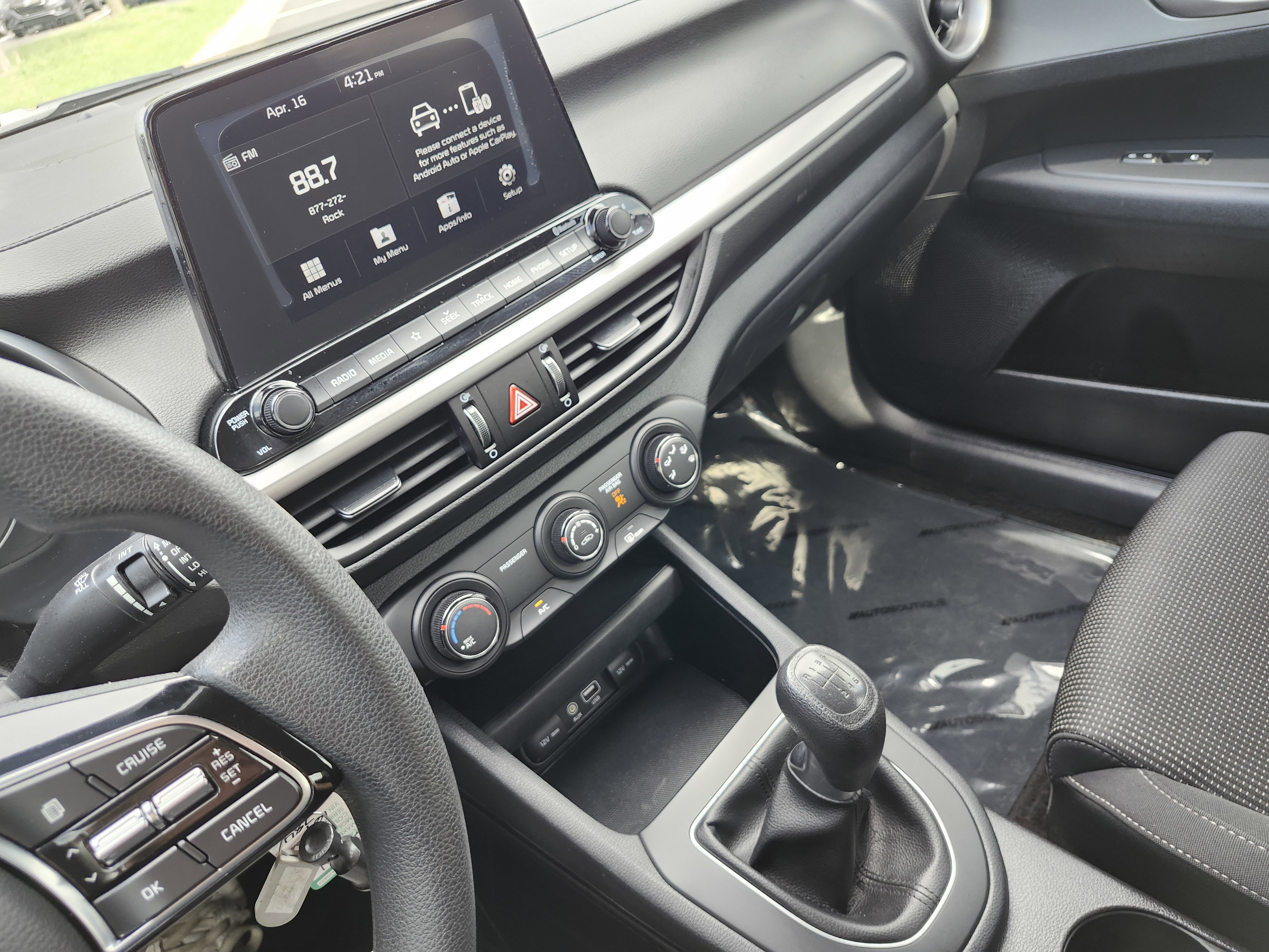 Used 2020 Kia Forte Sedan FWD image 25