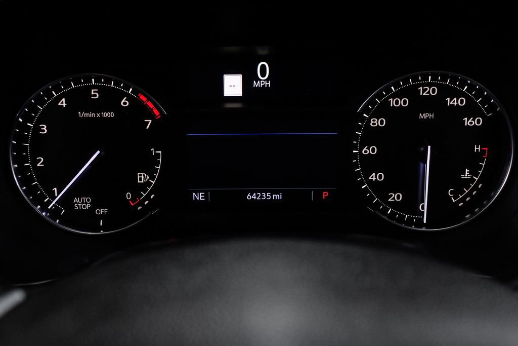 Used 2021 Cadillac XT4 Premium Luxury image 24