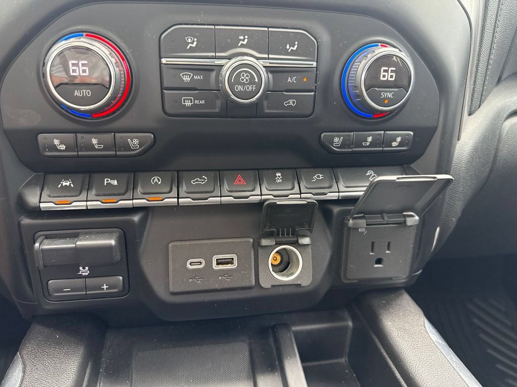 Used 2019 Chevrolet Silverado 1500 LTZ w/ LTZ Texas Edition AWD/4WD image 25