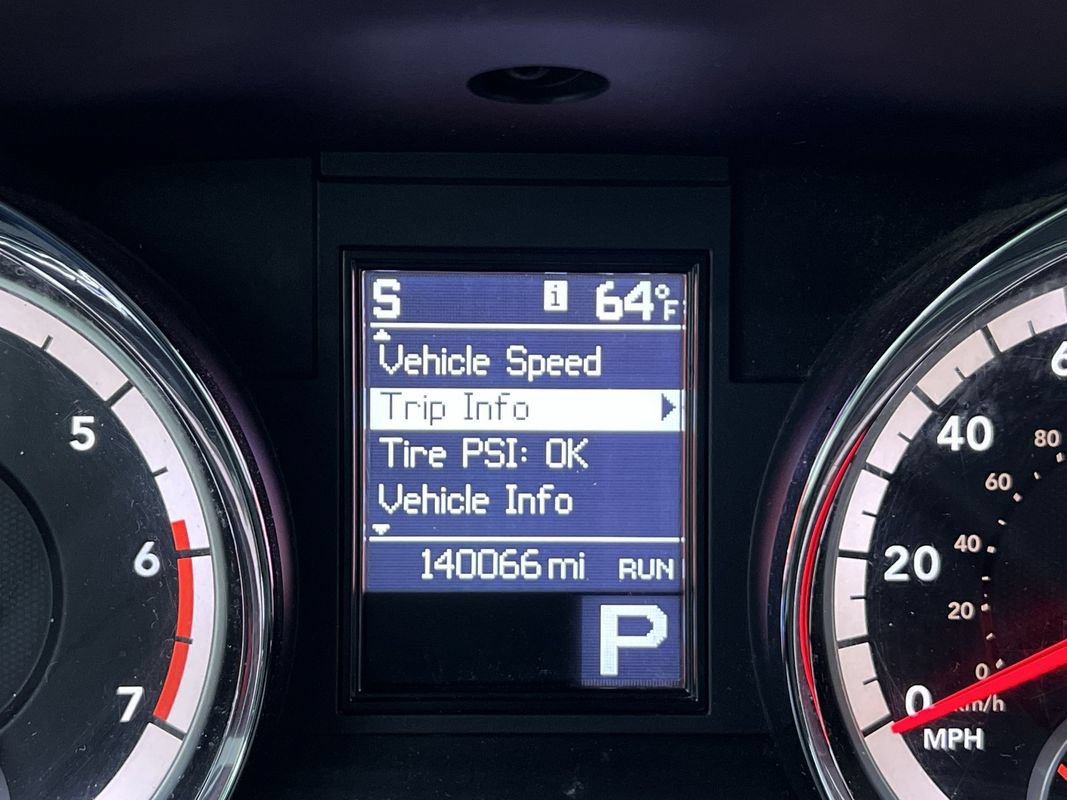 Used 2012 Dodge Durango R/T AWD/4WD image 16