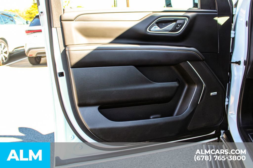 Used 2024 GMC Yukon AT4 image 39