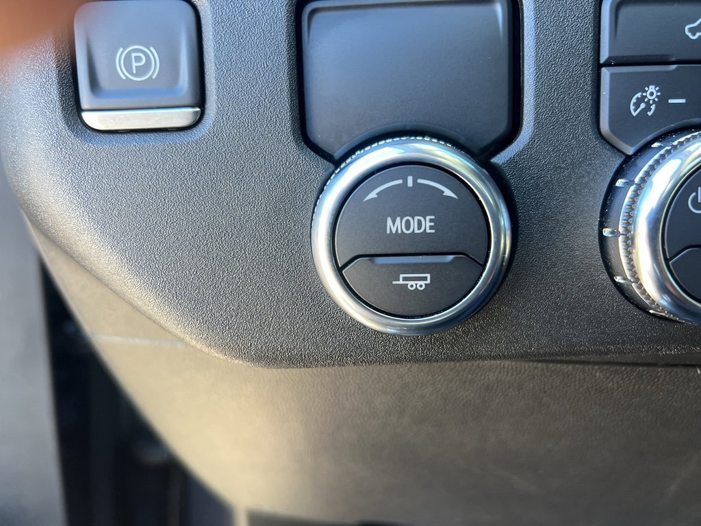 Used 2023 GMC Sierra 1500 Elevation image 18