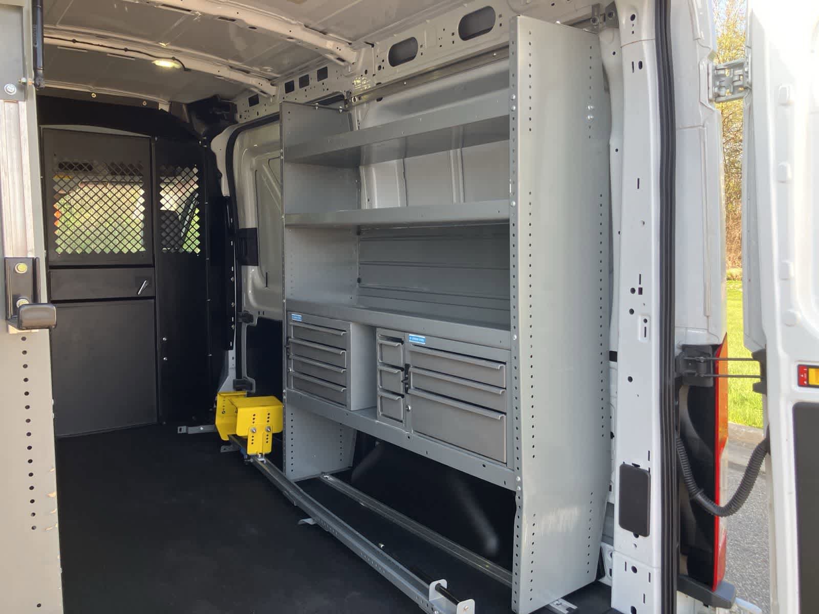 Used 2017 Ford Transit 150 130 Medium Roof RWD image 27