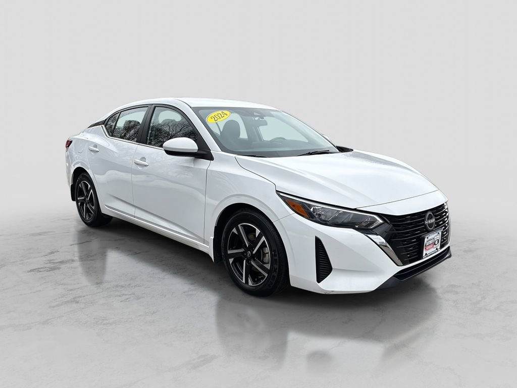 Used 2024 Nissan Sentra SV image 3