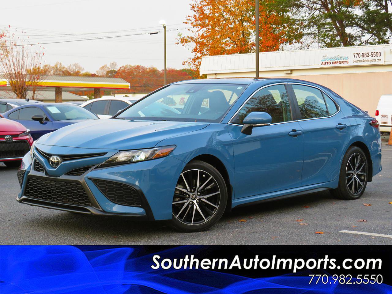 Used 2023 Toyota Camry SE w/ Convenience Package